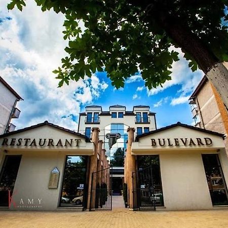 Hotel Bulevard Hunedoara Luaran gambar