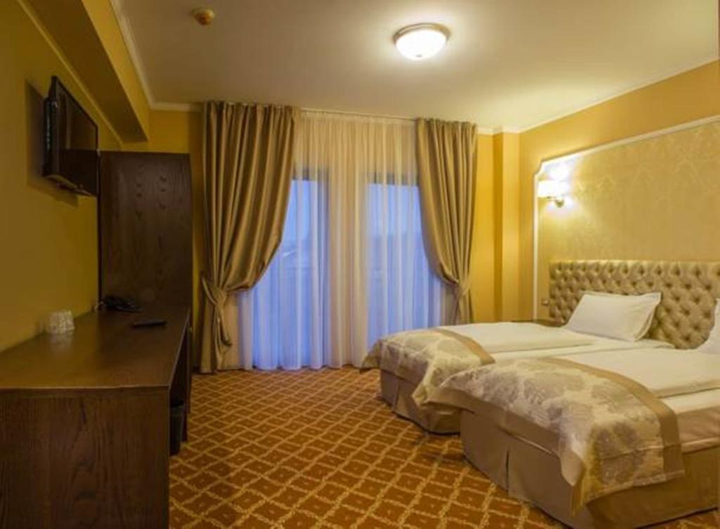 Hotel Bulevard Hunedoara Luaran gambar