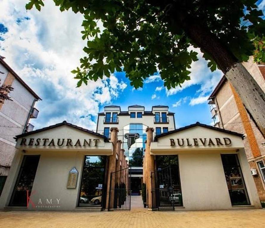 Hotel Bulevard Hunedoara Luaran gambar