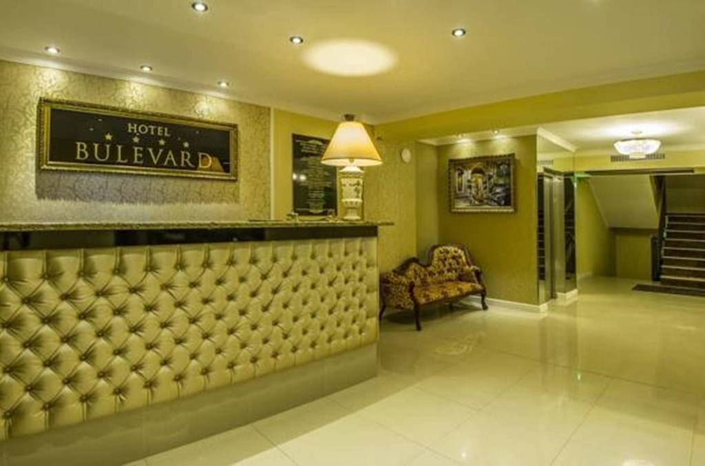 Hotel Bulevard Hunedoara Luaran gambar